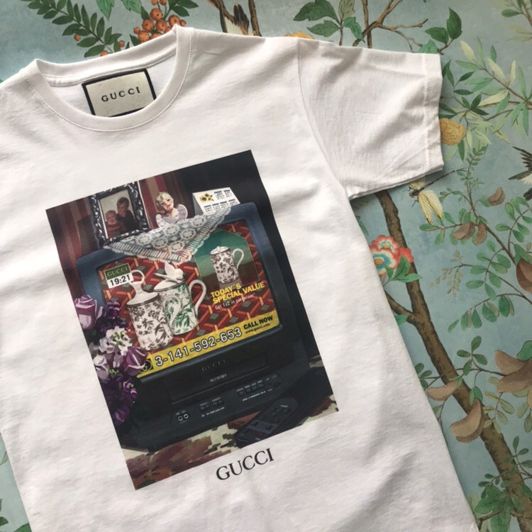 Gucci біла футболка. Якість на висоті. бірка XS
