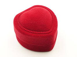 Оксамитовий Футляр під кільце Серце