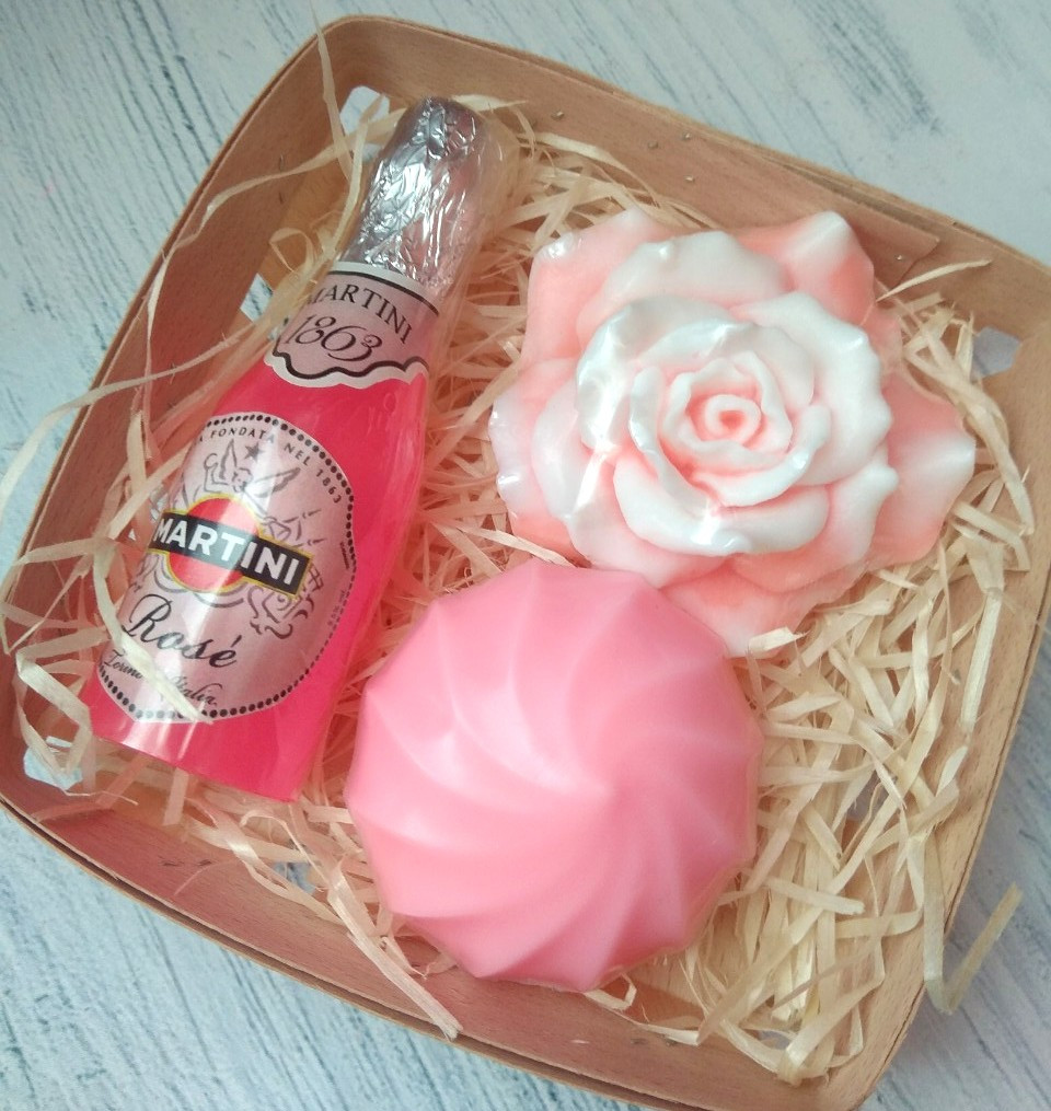 Мило ручної роботи "Martini Rose, зефір, троянда"