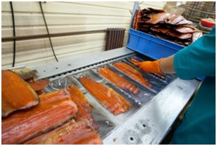 Вакуумна упаковка продуктів