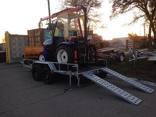 Міні екскаватор причіп