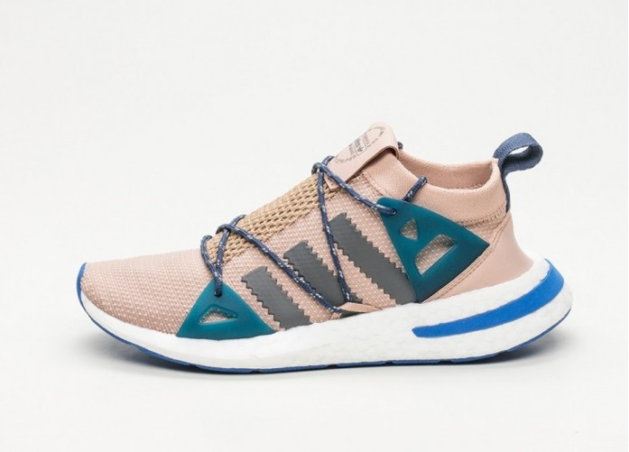 Жіночі кросівки Адідас Arkyn Boost Beige, фото 1