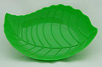 Пластмасова фігурна тарілка "Листочок" 24 см х 17 см (зелений колір)