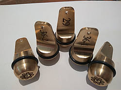 Брелоки  цільні.