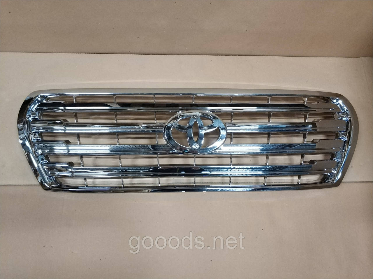 Решітка радіатора Toyota Land Cruiser 200 2007-2015, хром