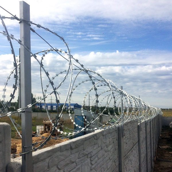 Колючий дріт Йогоза — Ø450/5 мм (6 м.п.)
