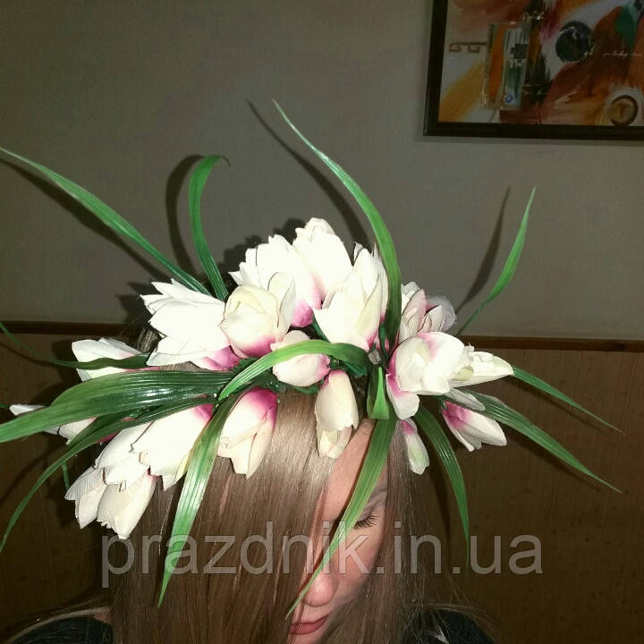 Венок из крокусов