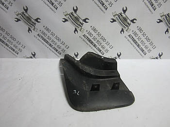 Задній лівий бризковик Toyota Sequoia (76626-0C070)