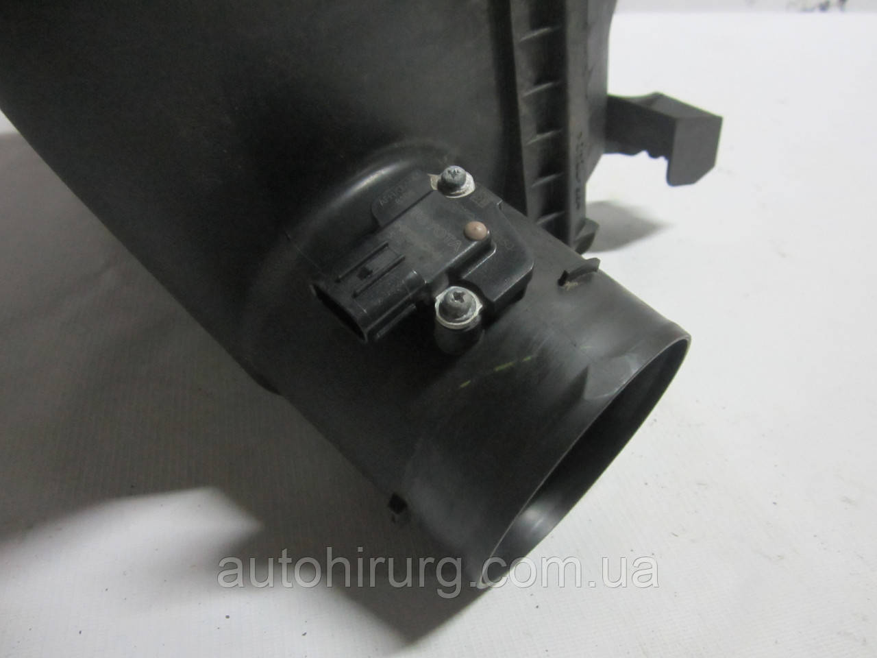 Датчик витрати повітря Toyota Sequoia (22204-0F030)