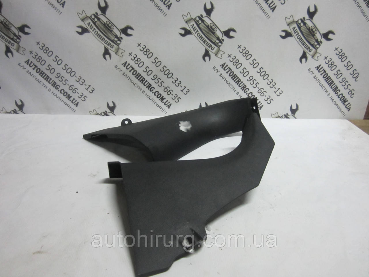 Накладка салону Toyota Sequoia (62111-0C030 / 62112-0C030)