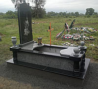 Памятник одинарний плита чорний граніт 69