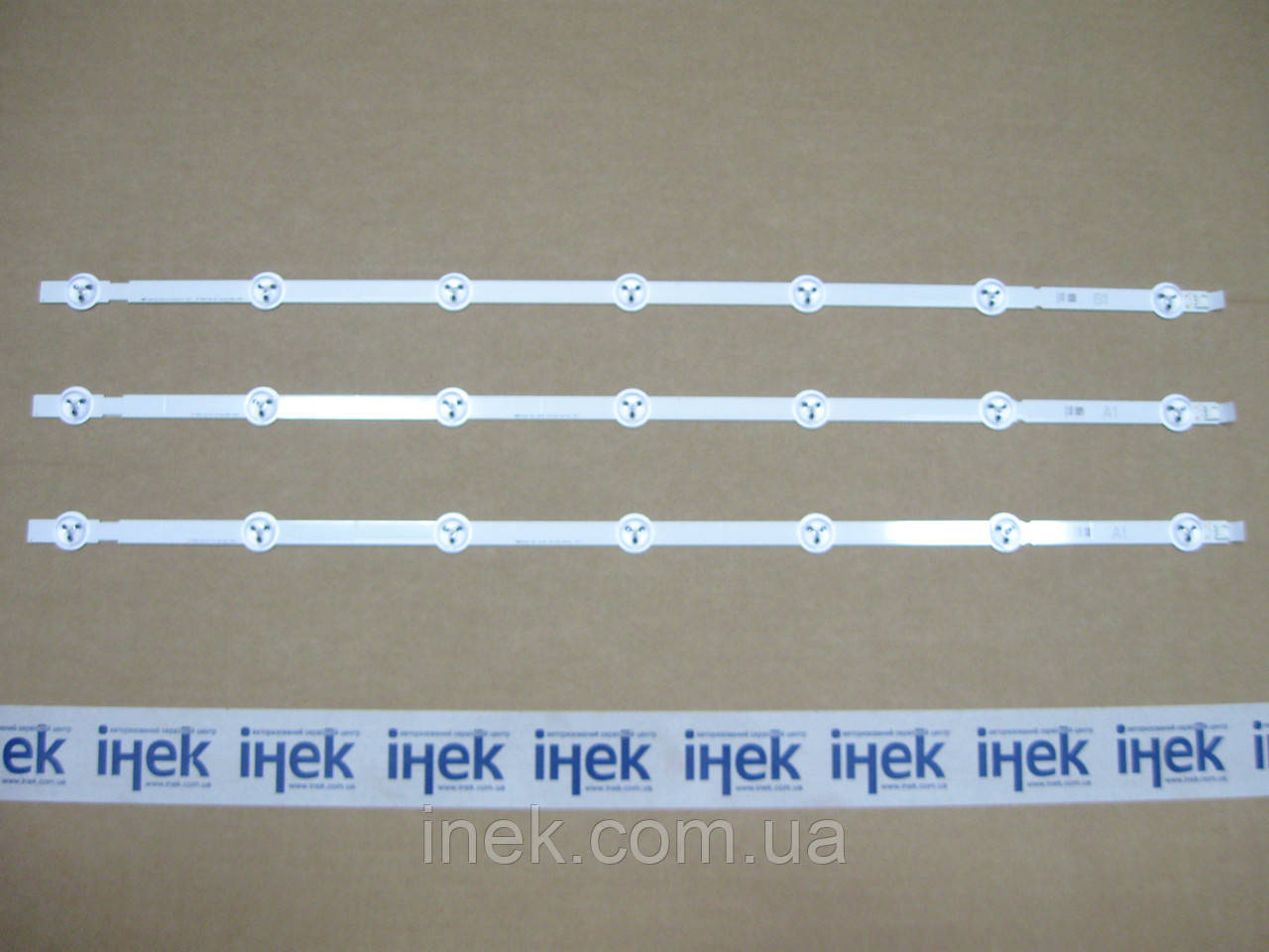 Набір лінійок LED-підсвітки телевізора LG 32", AGF78399601