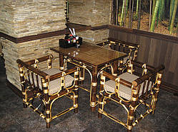 Крісла та столик із бамбука