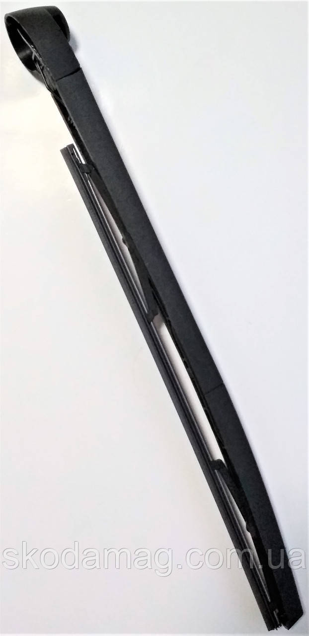 Задний дворник в сборе ( рычаг щетка колпачек ) Шкода Фабия 1 2000-2007 ...