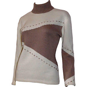 Дизайнерський светр з асиметричними принтами.