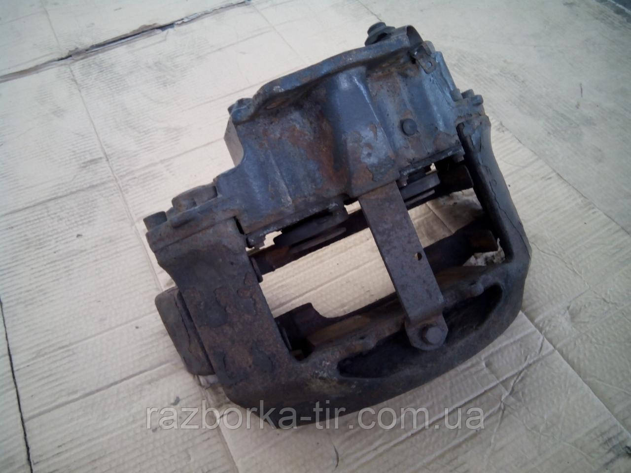 Суппорт Renault Magnum, фото 1