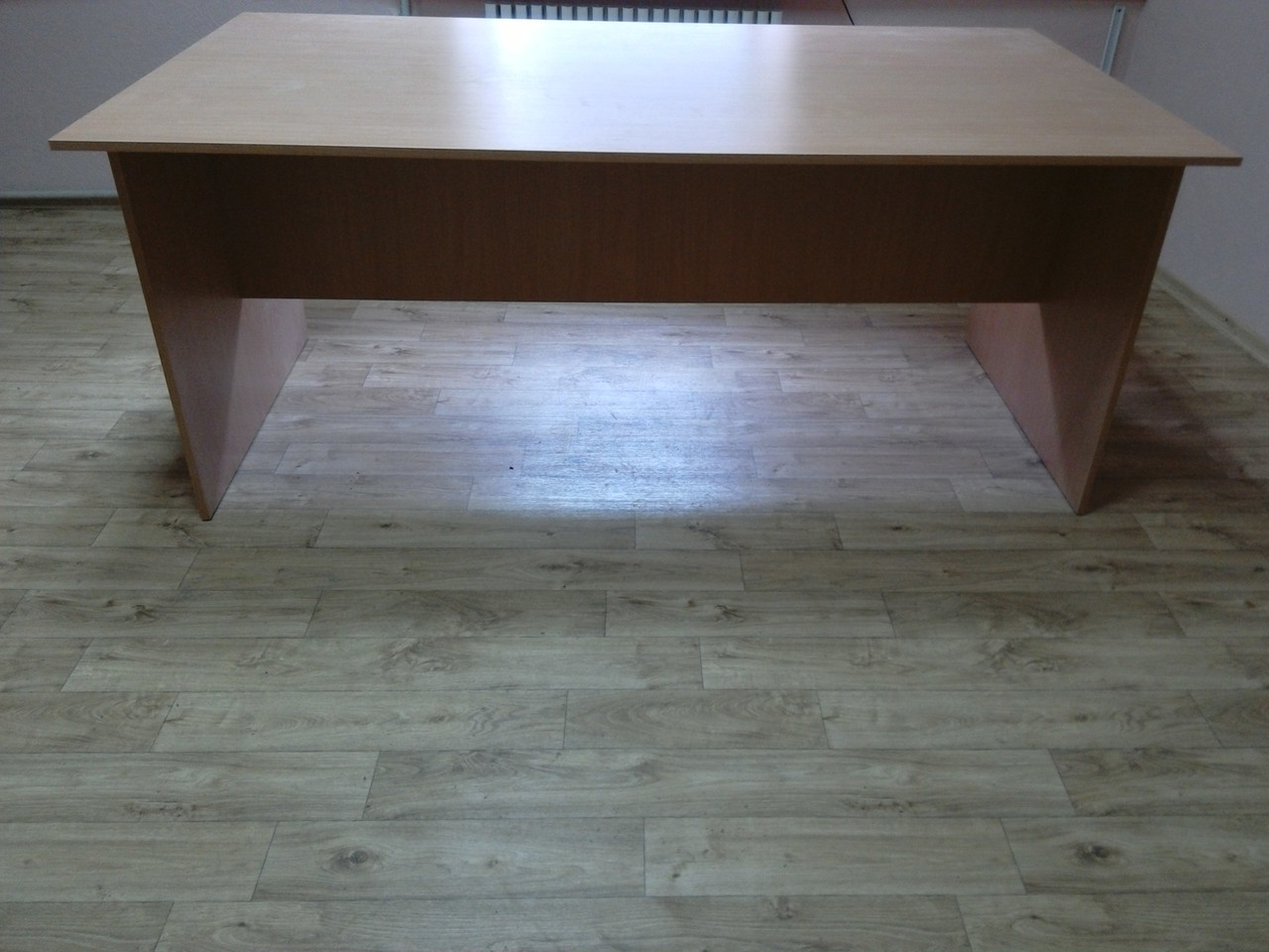Офисный стол приставной письменный для совещаний. Рабочий компьютерный стол руководителя для ноутбука в офис - фото 3 - id-p79915565