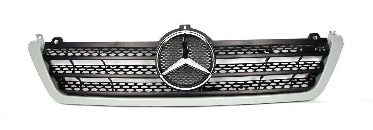 Решітка радіатора з посмішкою і значком на MB Sprinter CDI 2003-2006 — Rotweiss — 9018800385