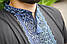 Дивовижна чоловіча футболка з вишитими синіми та голубими нитками узрорами ЧФ-01, фото 3