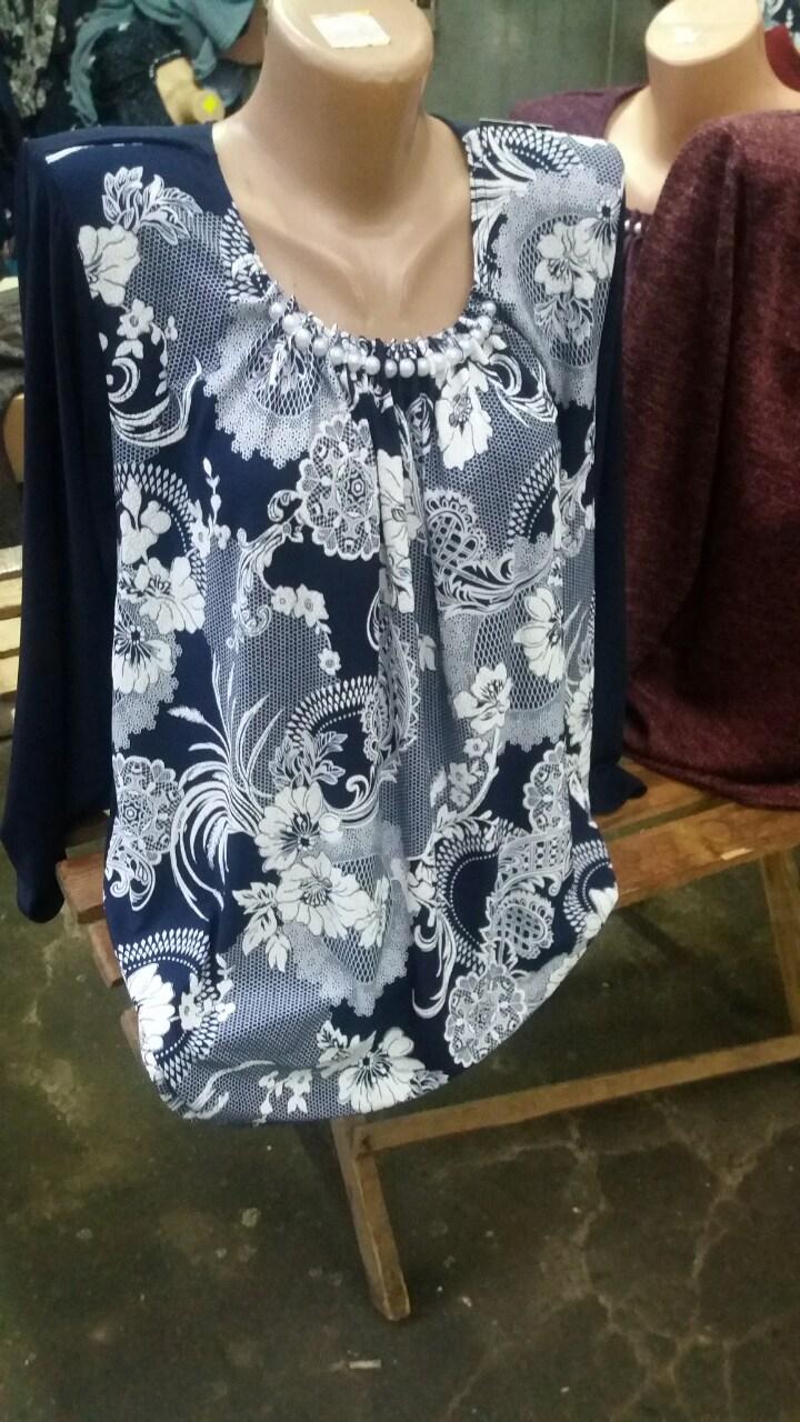 Блузка жіноча великого розміру з квітковим принтом з 50 по 64 в Україні