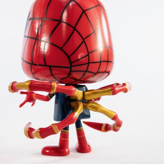 Фигурка Funko Vynl Танос и Железный Паук Thanos and Iron Spider 10 cм IT 186.29.01 - фото 10 - id-p881200077