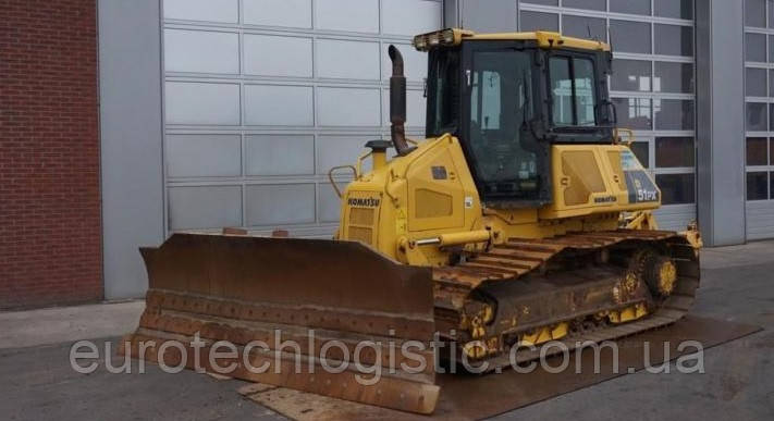 Бульдозер Komatsu D51PX-22.