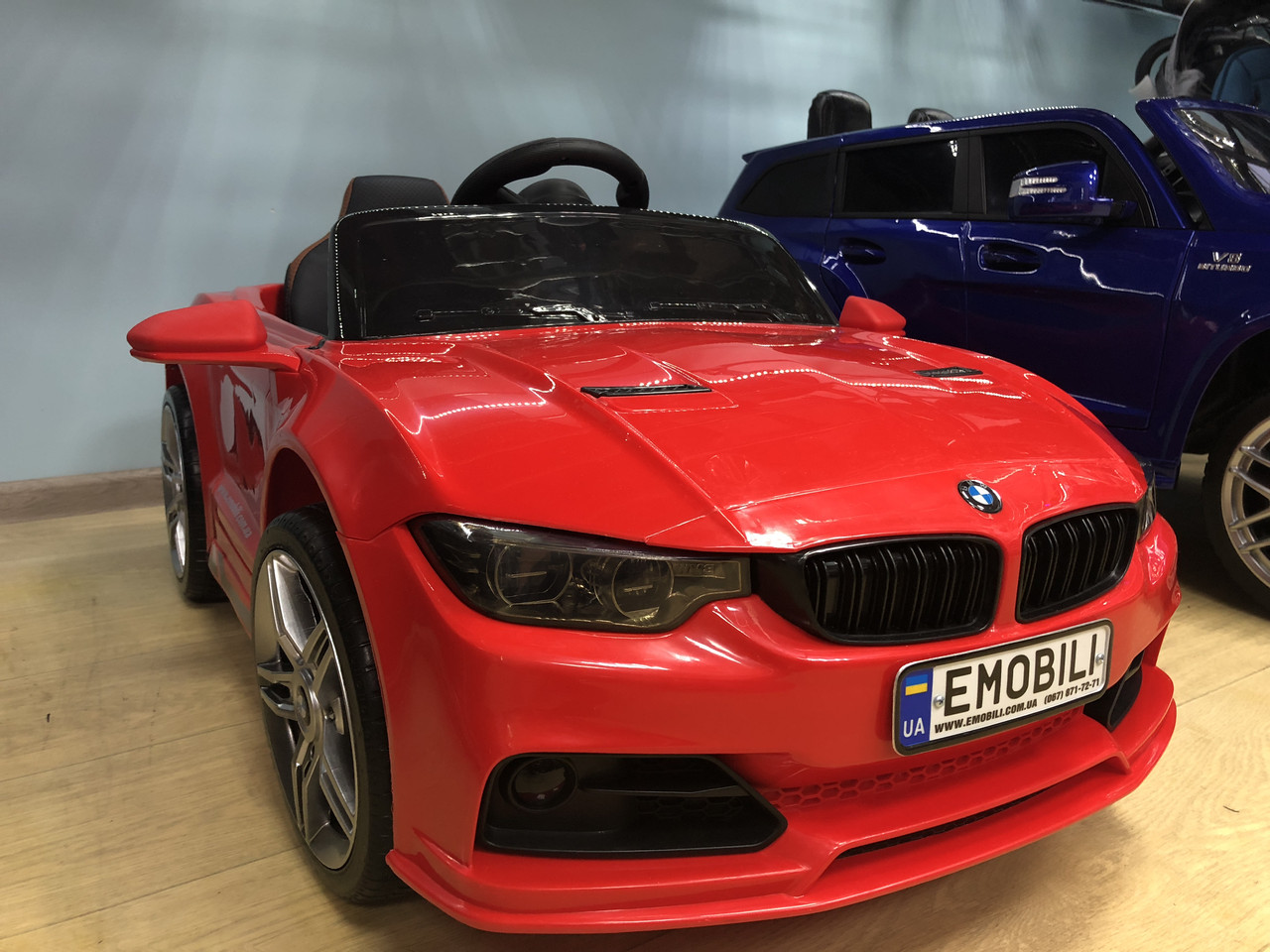 Дитячий електромобіль BMW M4, амортизатори 4 шт., мотори 2 шт., пульт блютуз, ручка, коліщатка