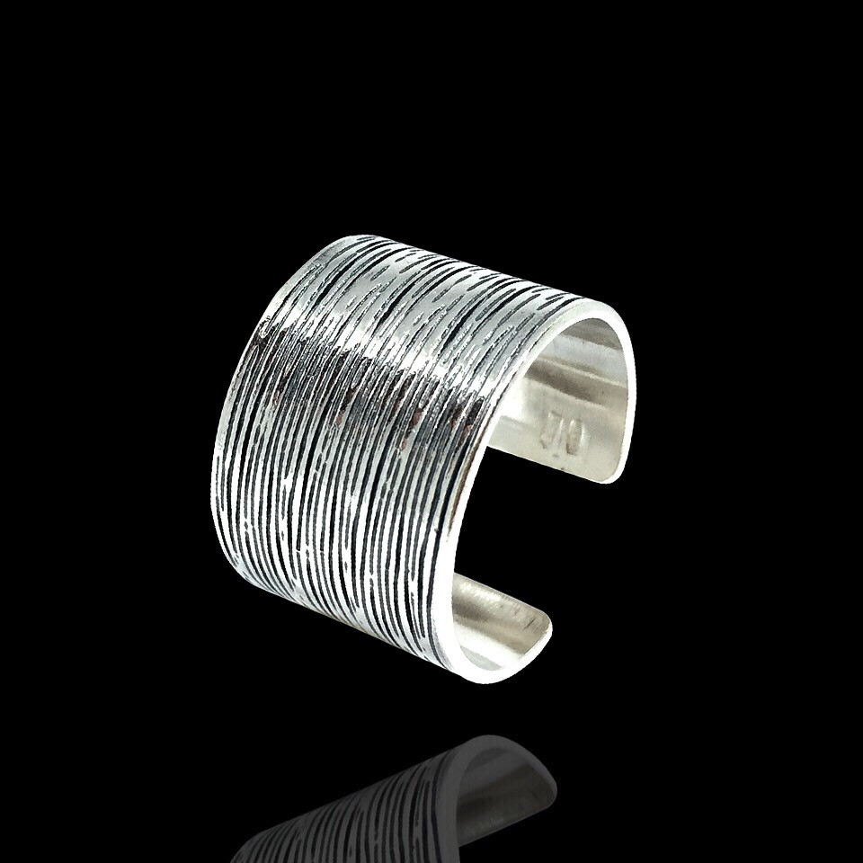 Срібне безрозмірне кільце, 6 грамів