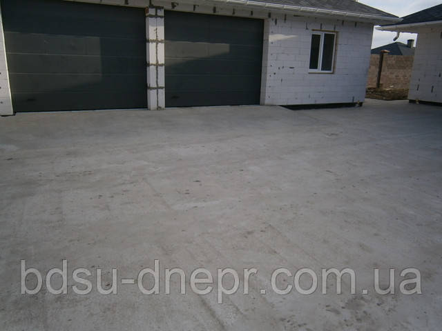 Бетонний в'їзд