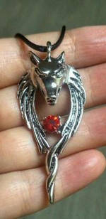 Кулон, підвіска "Вовк" із кристалом на шнурку