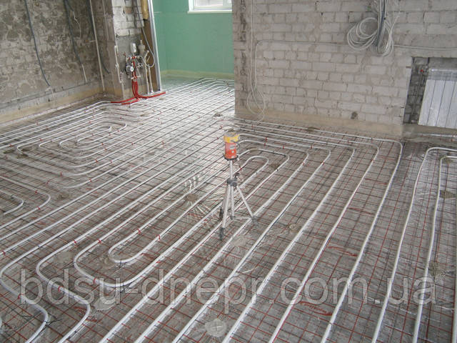 Стяжка по теплим підлогам Тепла цементна стяжка підлоги в квартирі за хорошою ціною