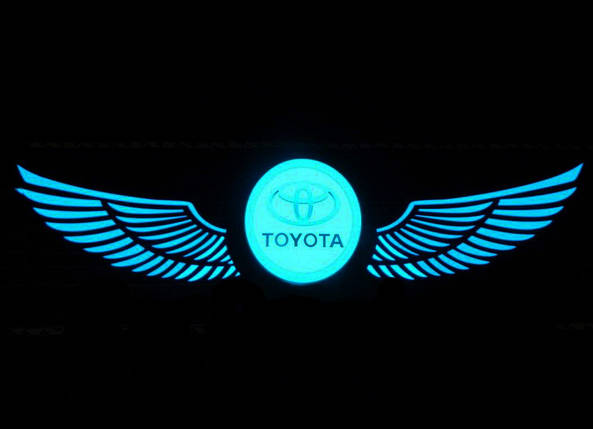 Еквалайзер на скло авто Крила Toyota яскравий подарунок еквалайзер, фото 2