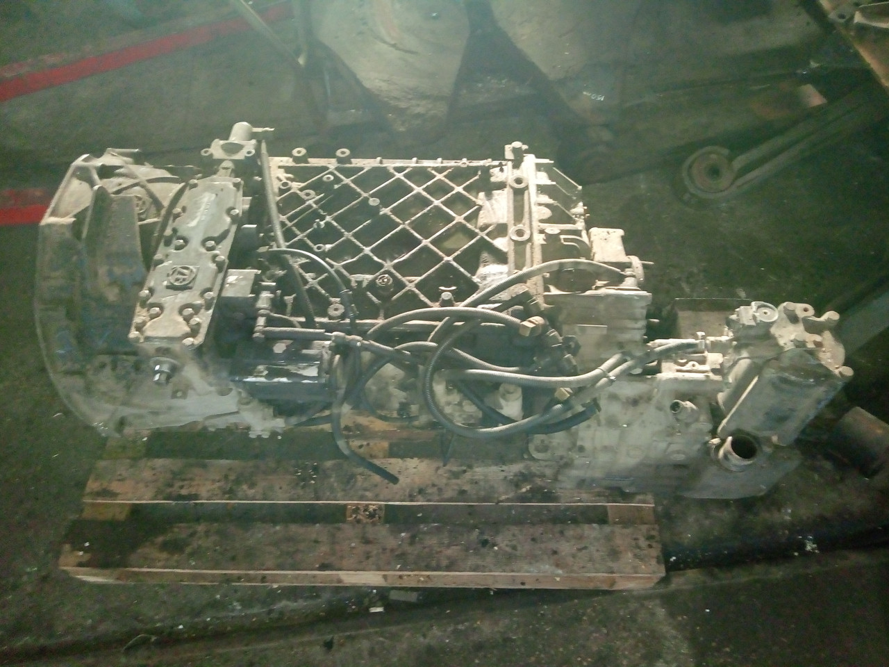 ДАФ ХФ 95 коройка передач, КППП Daf XF95 ZF 16S 181 IT, фото 1