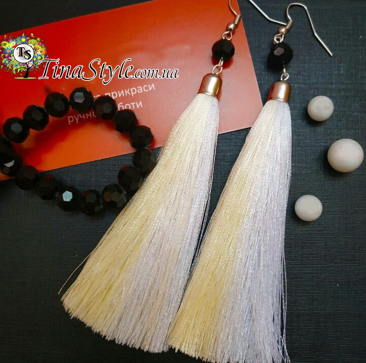 Сережки пензлика білі чорний камінь довгі висячі вечірнє Пензлі білий колір кисть білі, фото 1