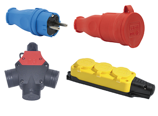 Розетки і вилки з захистом IP44