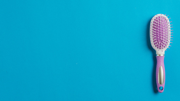 фото гребінця масажного типу