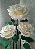 Розы белые на стойке Большие ростовые цветы из изолона