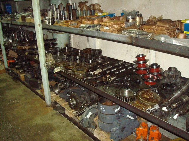 Гідравліка запчастини для вітчизняної та імпортної спецтехніки Склад запчастин Гідро-Максимум