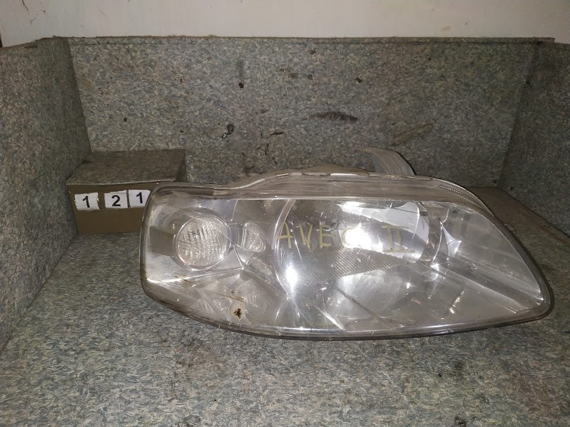 №121 Б/в фара ПРАВА для Chevrolet Aveo T200 04-05 ДИФЕКТ