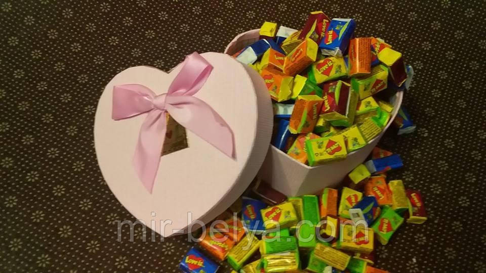 Жуйки Love is 5 смаків мікс жувальна гумка лові іс подарунковий набір 70 штук