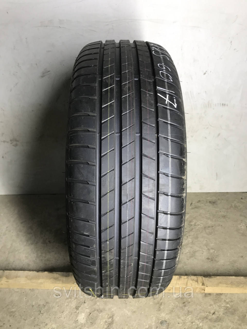 Літо 225/60R17 (99Y) Bridgestone Turanza T005 7мм 18рік