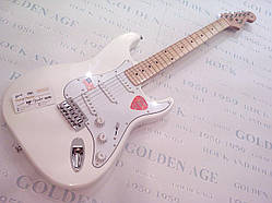 Електрогітара Fender Stratocaster Arctic White China