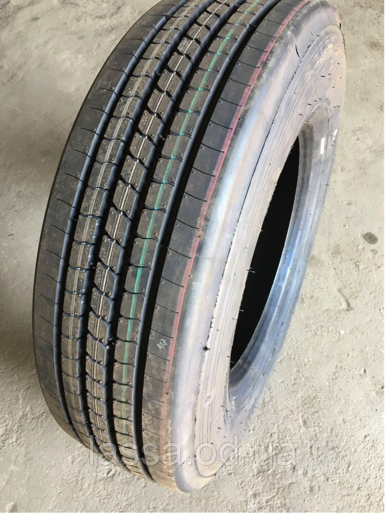 Вантажна шина 235/75 R17,5 132M Lassa Maxiways 100S
