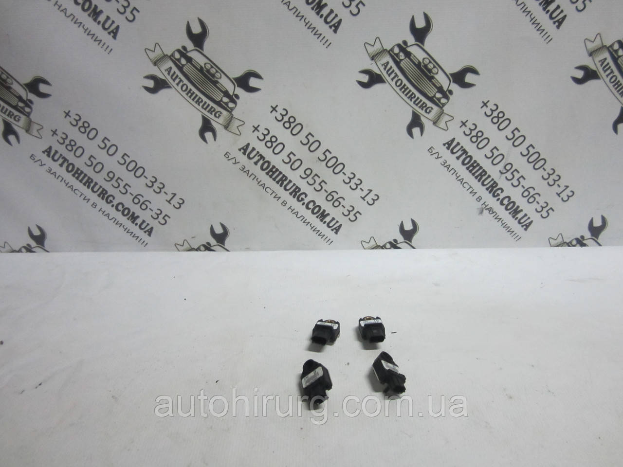 Датчик удару Toyota Sequoia (89831-0C060 / 89173-0C010)