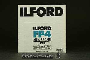 Фотопівка чорно-біла негативна Ilford FP4 Plus 125 рулон 30,5 m