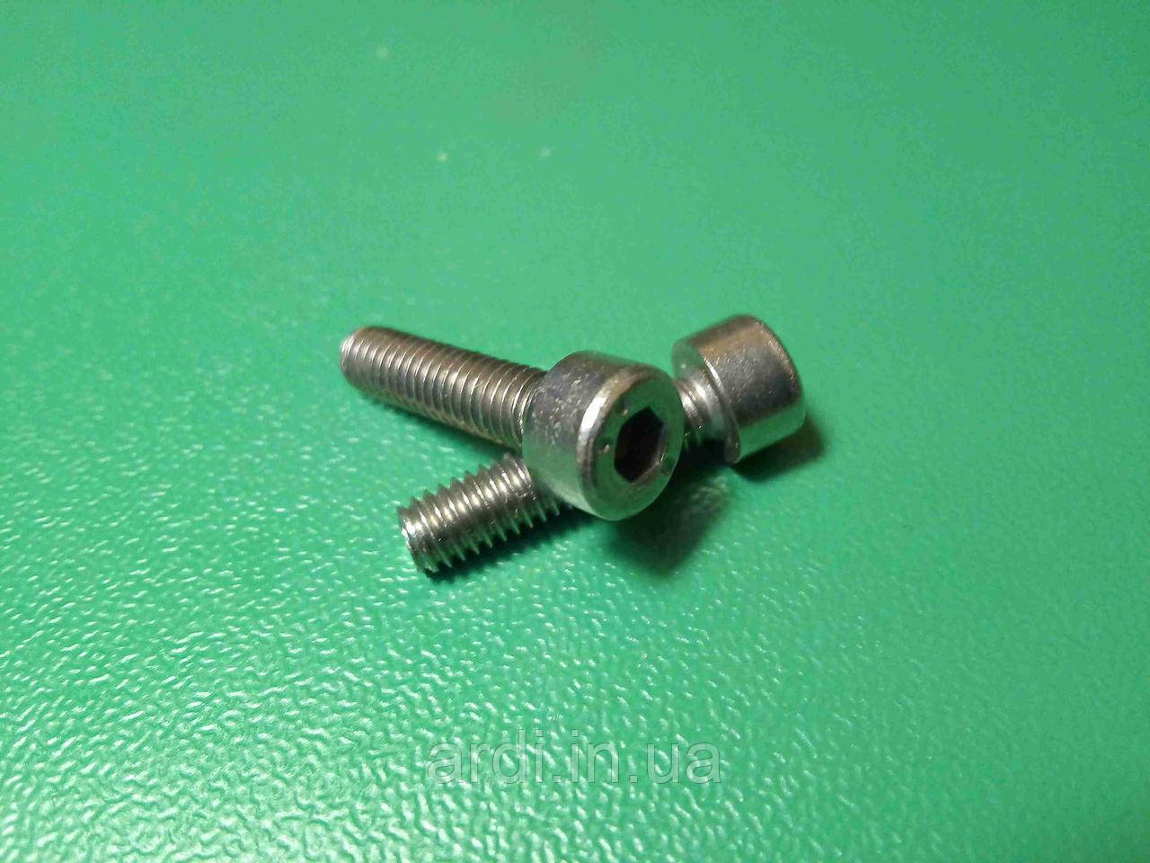 Гвинт ( болт) DIN 912 A2 M4 14 мм неіржавка сталь із внутрішнім шестигранником