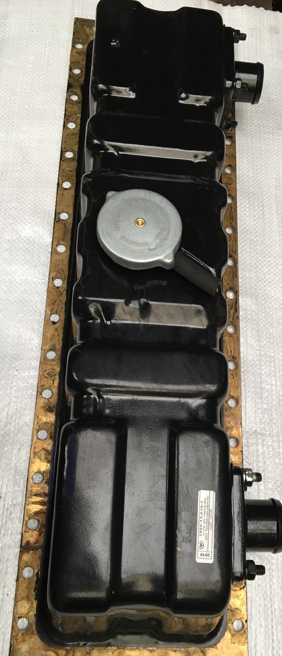 Бак радиатора верхний водяного радиатора,Т-150Г,Т-151К,Т-156,Т-157