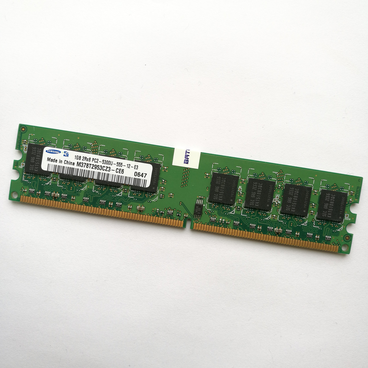 Оперативная память Samsung DDR2 1Gb 667MHz PC2 5300U 2R8 CL5 (M378T2953CZ3-CE6) Б/У