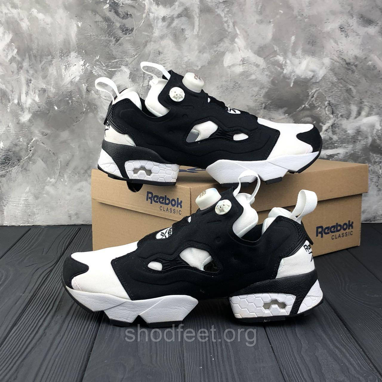 Женские кроссовки Reebok InstaPump Black White