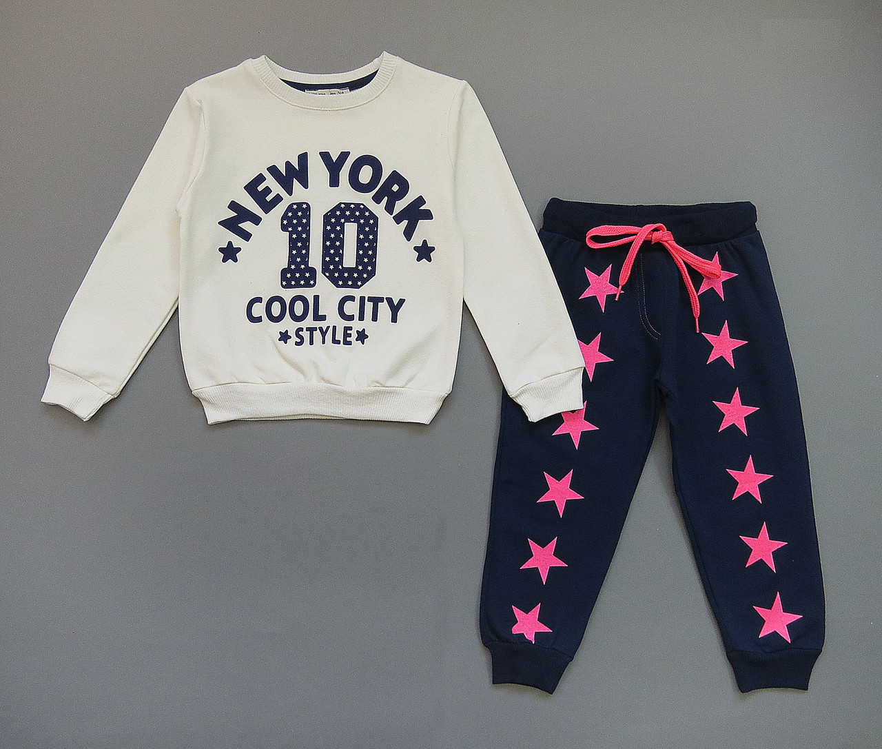 Спортивний костюм New York для дівчинки. 98-104 см